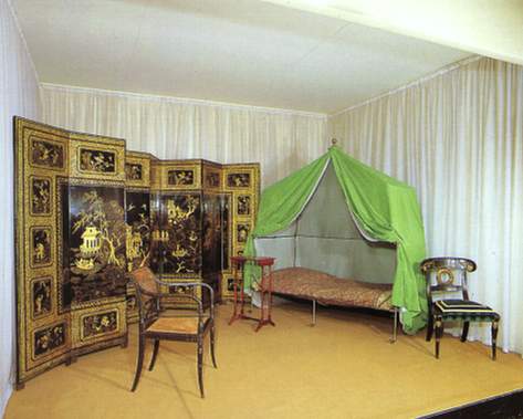 Bois Prau, le mobilier de Napolon a Sainte Hlne