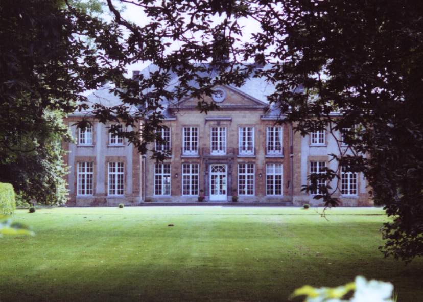 Kasteel Lindenhof (Foto Yves MOERMAN)